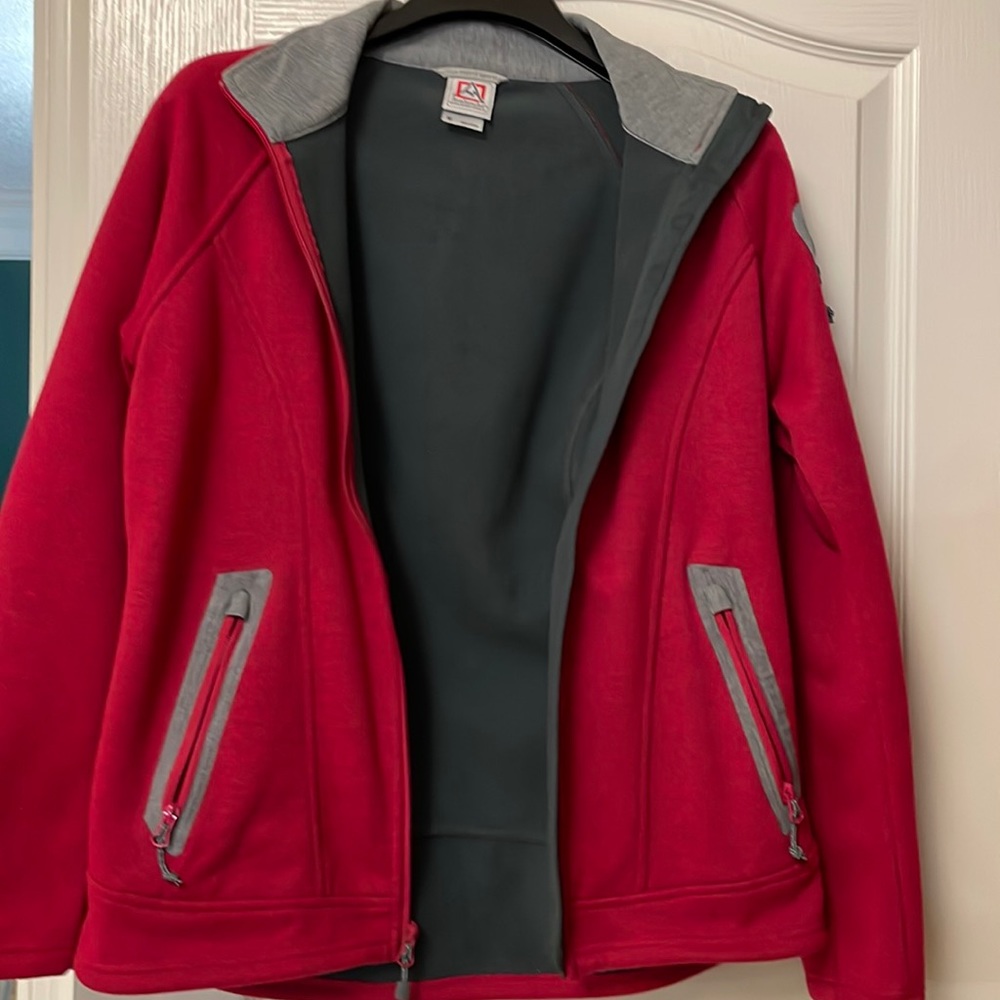 Avalanche cold weather coat like new